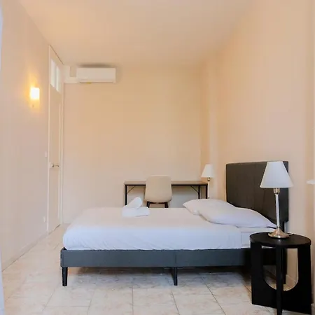 Tête Au Carré 3 Pièces Proche Coulée Verte *